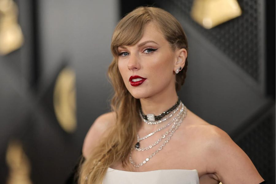 Το «I Can Do It With A Broken Heart» είναι το νέο single του «The